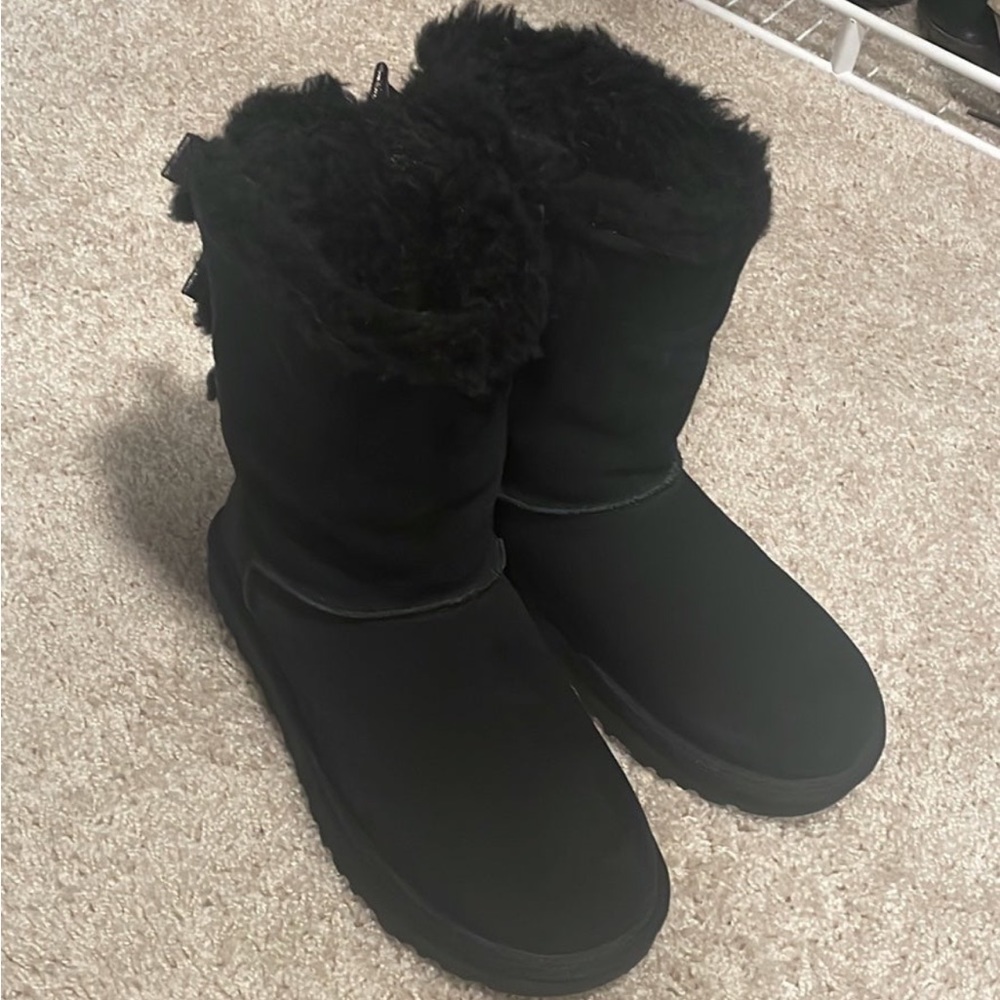 Bailey Bow Uggs
